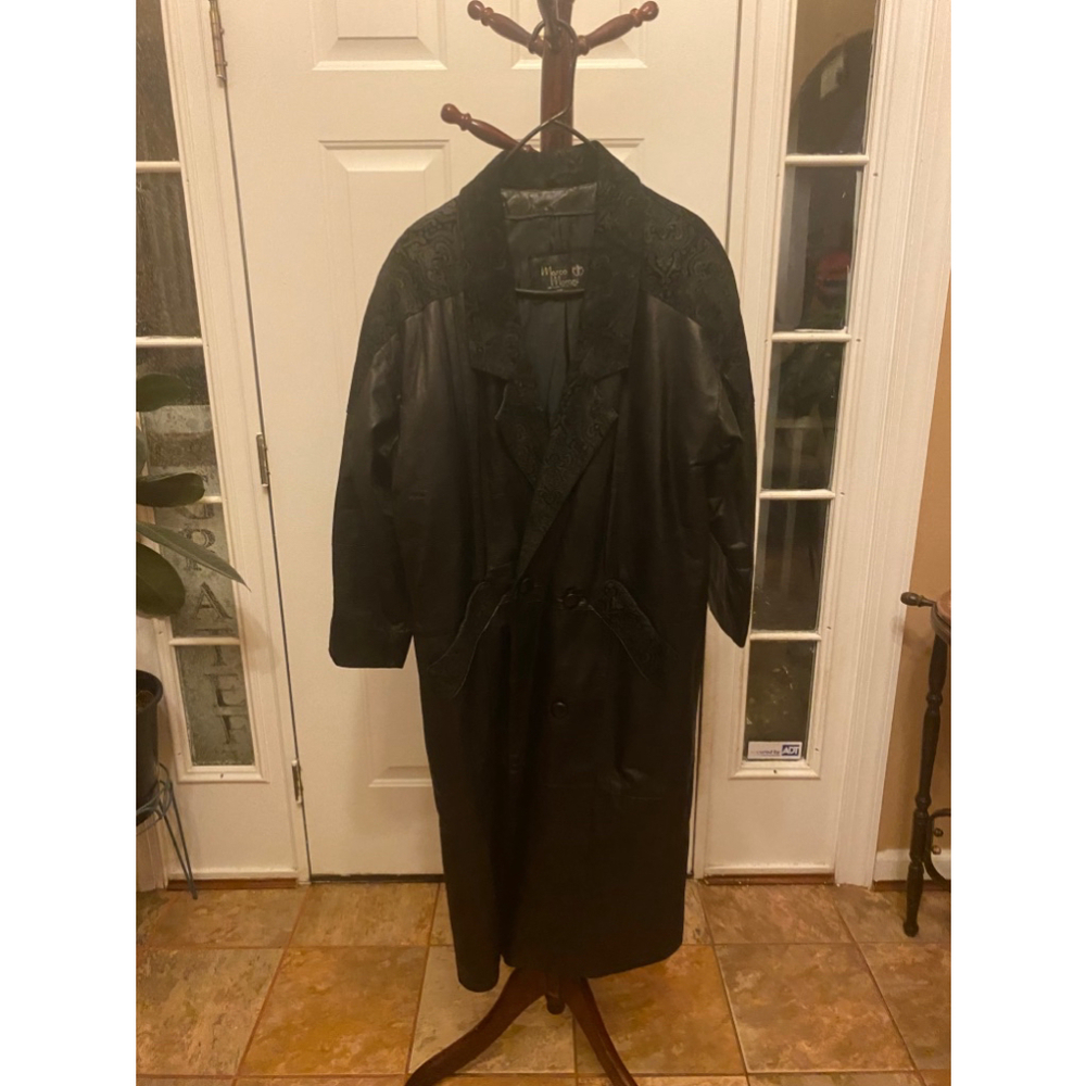 VINTAGE MARCO MARONI LEATHER TRENCH COAT SIZE M